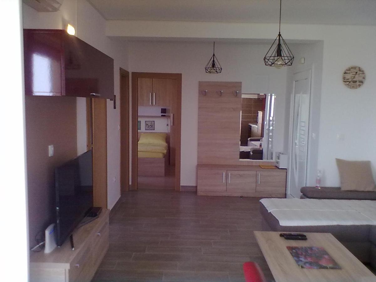Apartman Mihalj Zadar-Rtina Miletici Ngoại thất bức ảnh